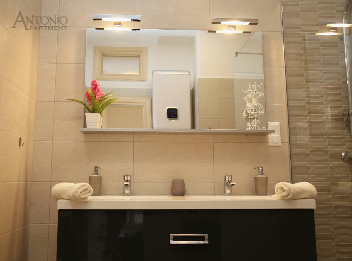 Appartement Antonio à Šibenik Extérieur photo