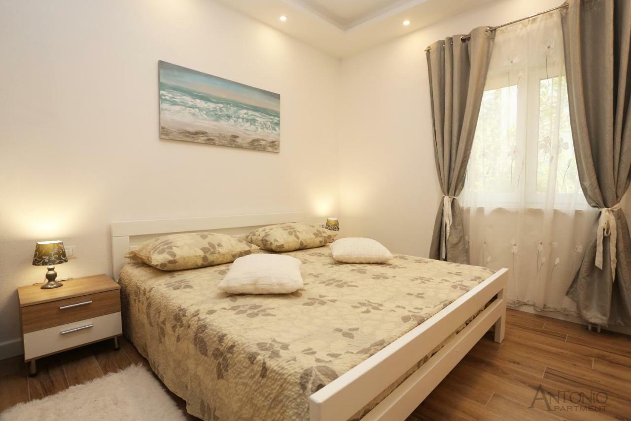 Appartement Antonio à Šibenik Extérieur photo
